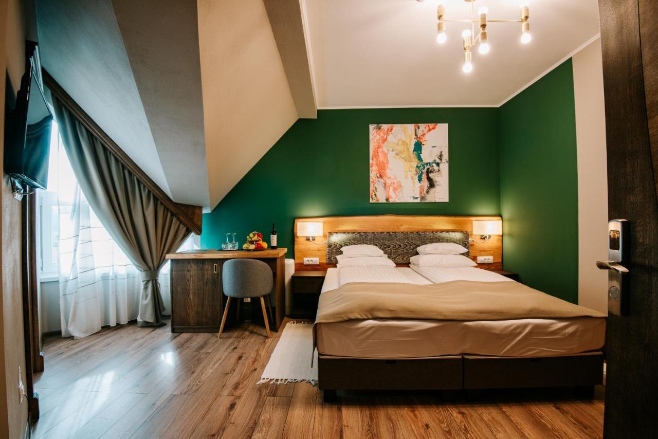 Panorama Boutique Hotel Sfântu-Gheorghe Buitenkant foto