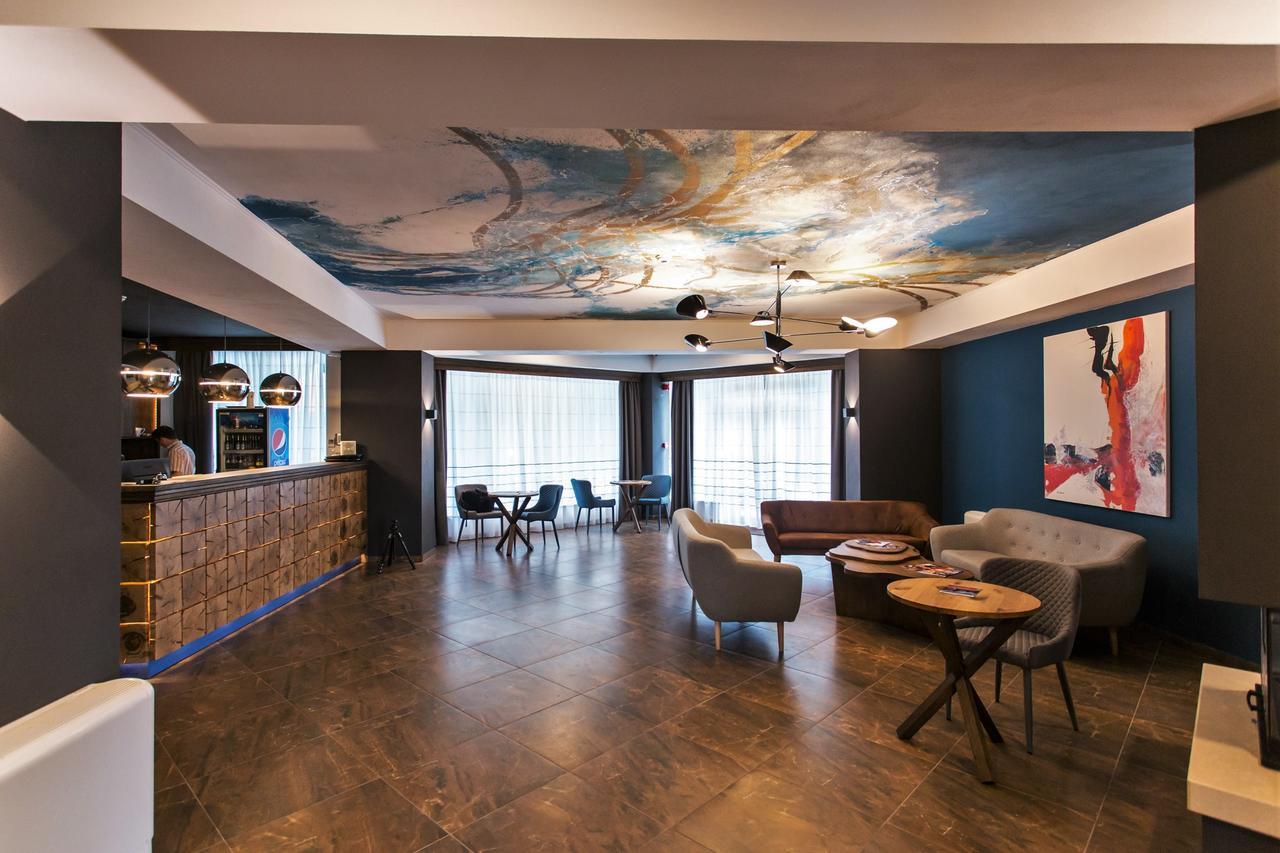 Panorama Boutique Hotel Sfântu-Gheorghe Buitenkant foto