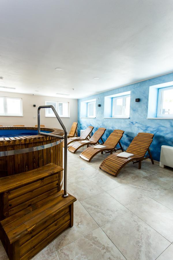 Panorama Boutique Hotel Sfântu-Gheorghe Buitenkant foto