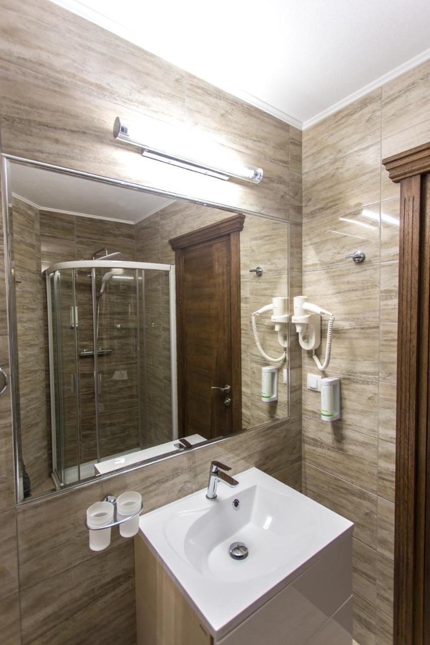 Panorama Boutique Hotel Sfântu-Gheorghe Buitenkant foto