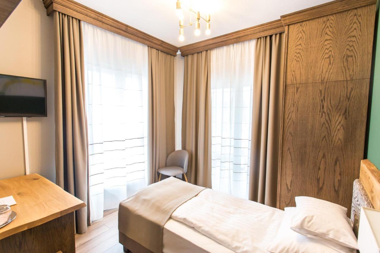 Panorama Boutique Hotel Sfântu-Gheorghe Buitenkant foto