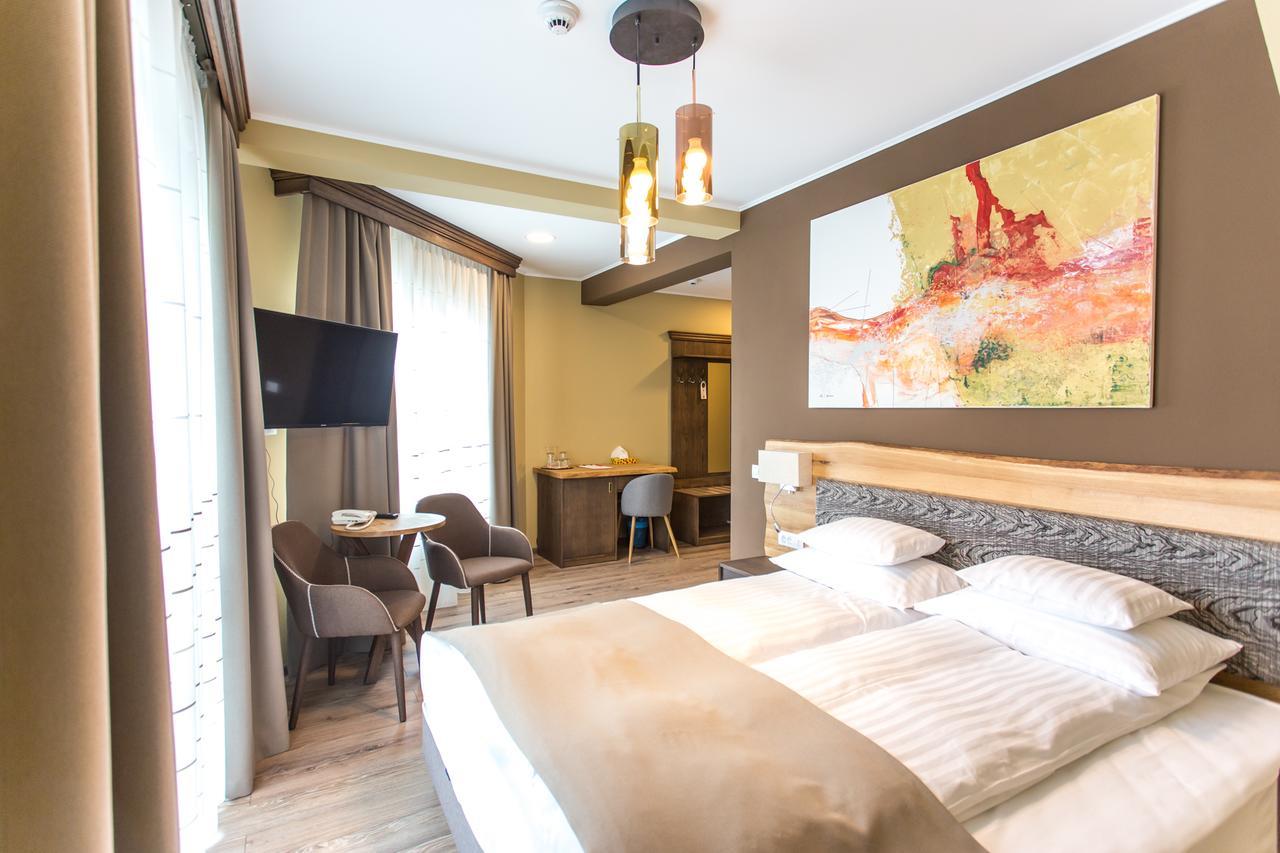Panorama Boutique Hotel Sfântu-Gheorghe Buitenkant foto