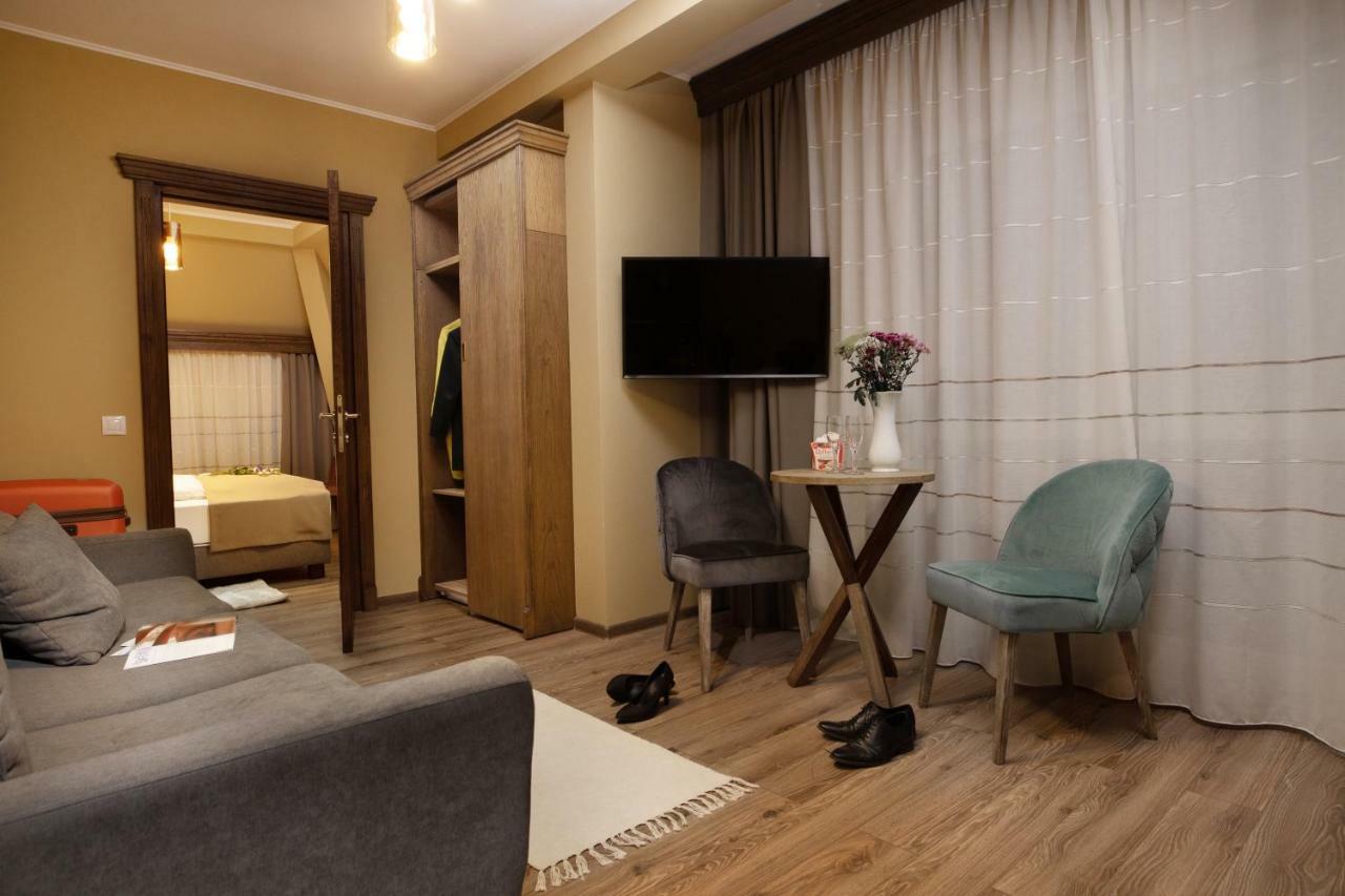 Panorama Boutique Hotel Sfântu-Gheorghe Buitenkant foto